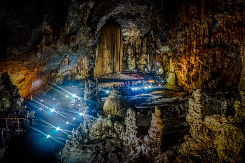 Paradise Cave in Phong Nha Ke bang National Park, Vietnam