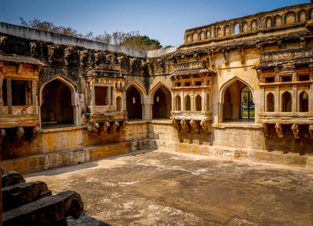 tourist place in hampi