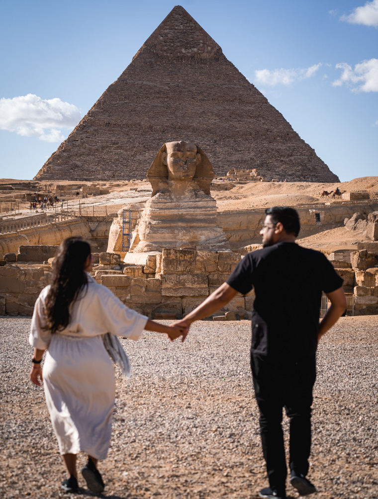Accommodation Around the World 1 A couple poses infront of the Sphinx in Giza