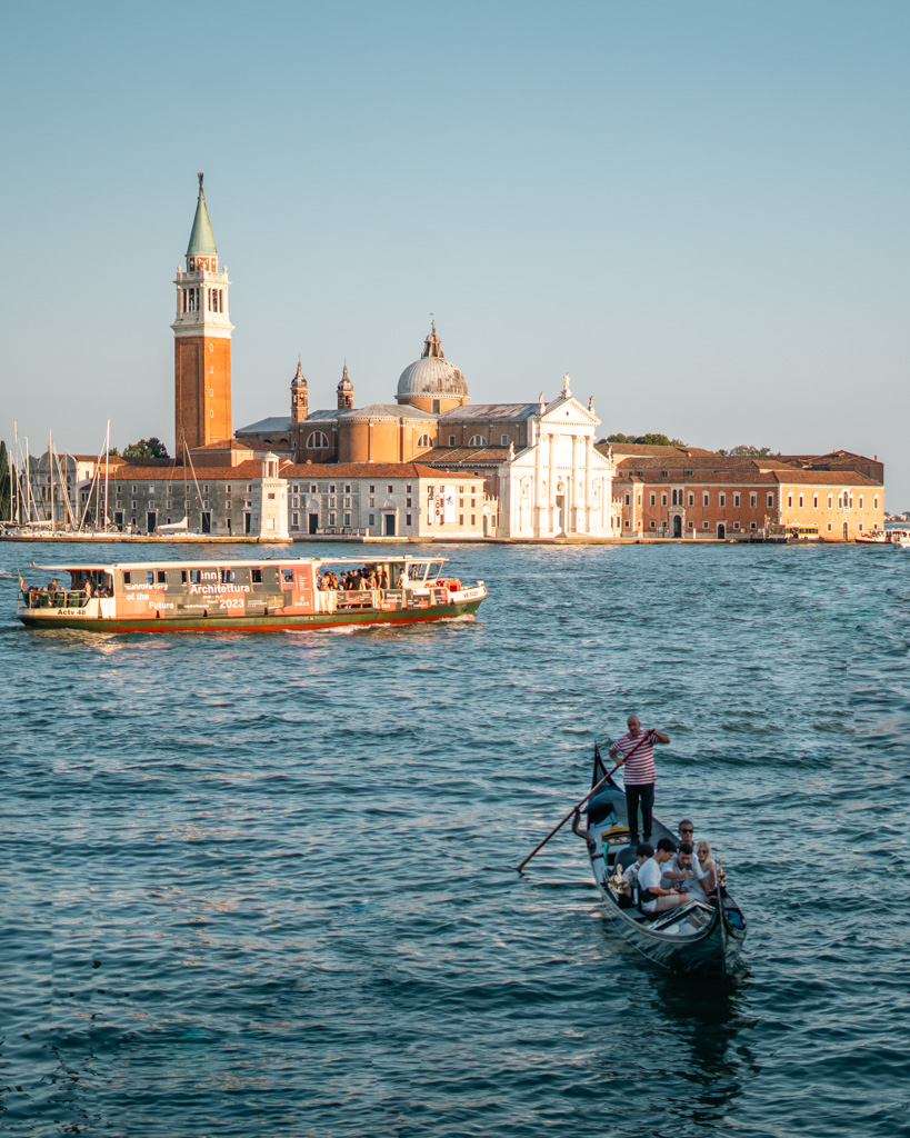 What to See in Venice in 2 Days: The Ultimate Itinerary 5 Gondola and Vaporetto in Venice