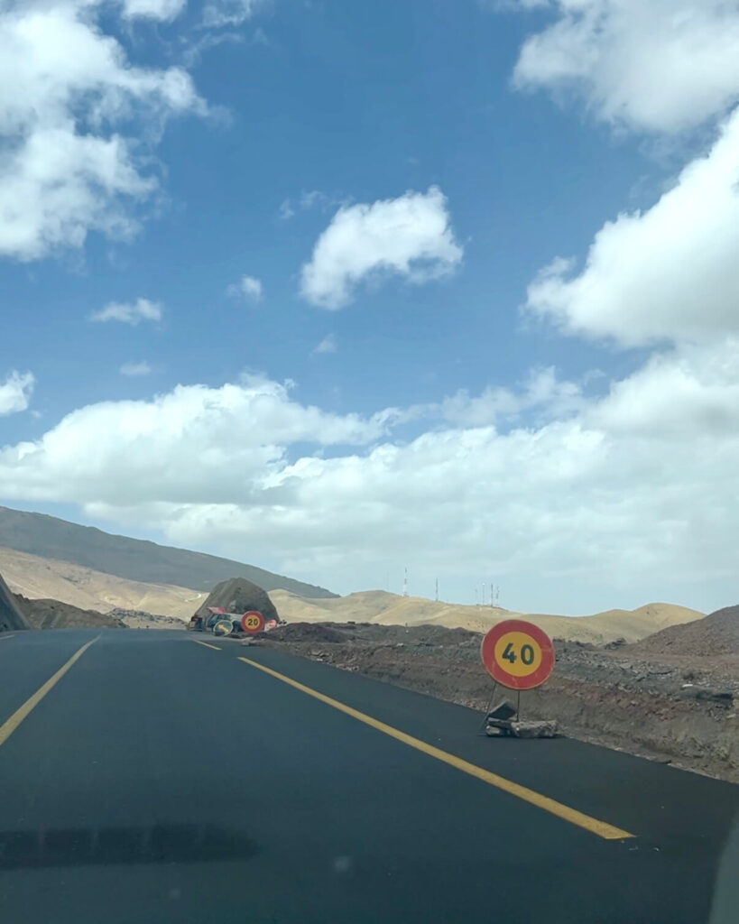 Driving in Morocco: Tips, Scams & What No One Tells You 9 Moroccan speed limit signs along the roadside are crucial for safe driving. Knowing road regulations is essential when renting a car in Morocco.